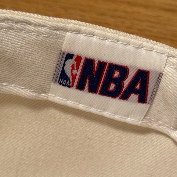 Vintage NBA Charlotte Hornets Basketball New Era Pro Model Wool Fitted Hat 7 3/8 - Picture 8 of 10